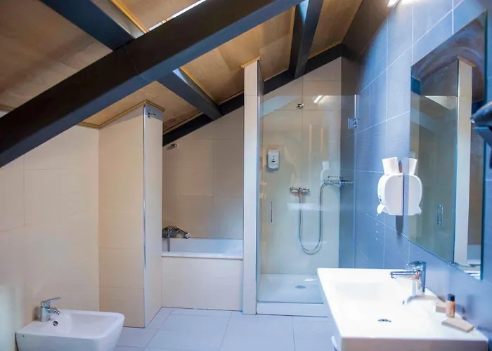 Otel Meson De Erosa Herosa