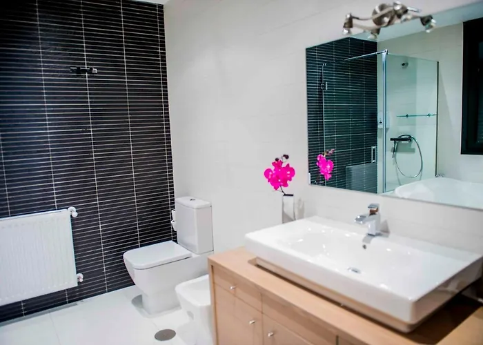 Meson De Erosa Otel 3*